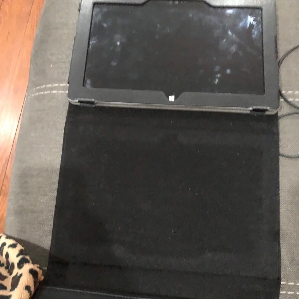 Microsoft Surface 32GB *GREAT CONDITION*